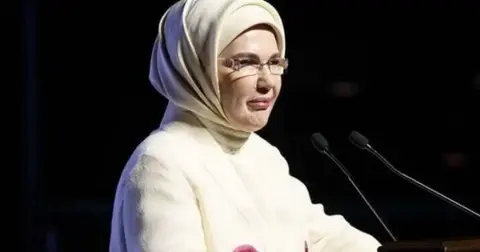 Emine Erdoğan: Güçlü kadın, tek yaşam tarzına indirgenemeyecek kadar geniş bir kavramdır