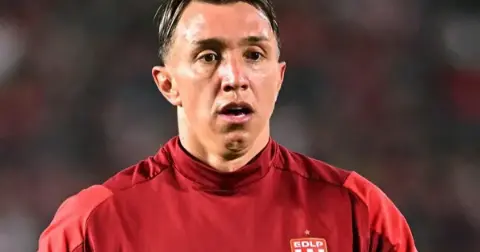 Fernando Muslera maç devam ederken korkutucu bir an yaşadı!