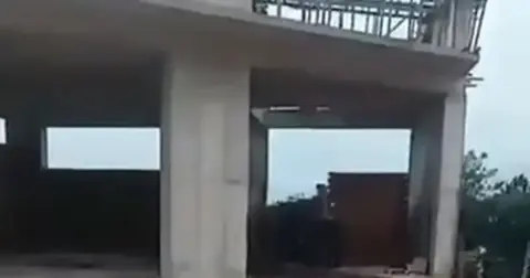 Bursa'da inşaatta korkutan kaza! 2'nci kattan düşen işçi yaralandı
