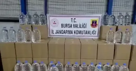 Bursa'da yüzlerce kaçak etil alkol ele geçirildi