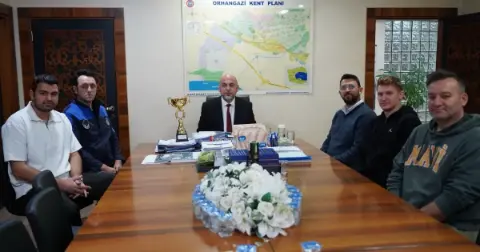 Bursa'da 16 takımı geride bıraktılar! Orhangazi'ye namağlup şampiyonluk