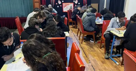 Bursa'da nefes kesen final! Tüm soruları bildiler, birincilik ek sorularla belirlendi