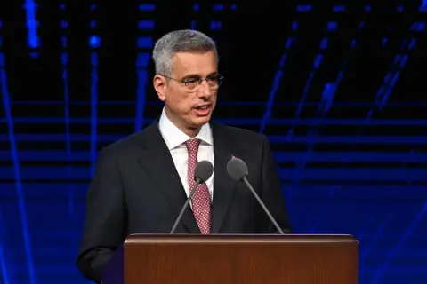 Bakan Memişoğlu: "Her yıl 7 milyonun üzerinde vatandaşımıza şifa kapısı oluyoruz
