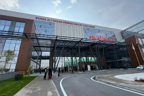 Bursa'da 1315 yataklı dev hastane hasta kabulüne başladı! Resmi açılış için gözler Erdoğan'da