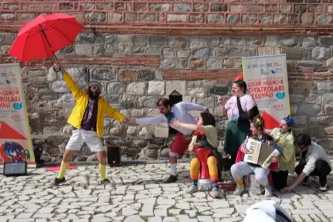Bursa'da 29. Uluslararası Çocuk ve Gençlik Tiyatroları Festivali için hazırlıklar başladı!
