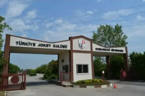 Bursa Hipodromu'nda yeni çalışma başlıyor! Açık alanın üzeri kapatılacak