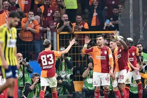 Victor Osimhen Fenerbahçe'ye karşı durmuyor! Golden sonra olay hareket