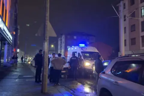 Eskişehir'de Apartman Kapısını Kırmaya Çalışan Şahıs Ağır Yaralandı