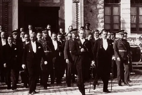 Cumhuriyet'e uzanan tarihi yolculukta 103 yıl geride kaldı