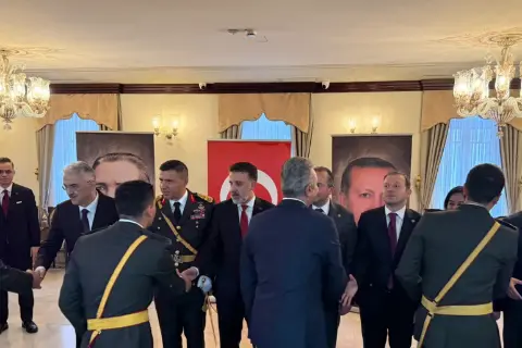 Bursa protokolü Cumhuriyet Bayramı için Valilikte buluştu