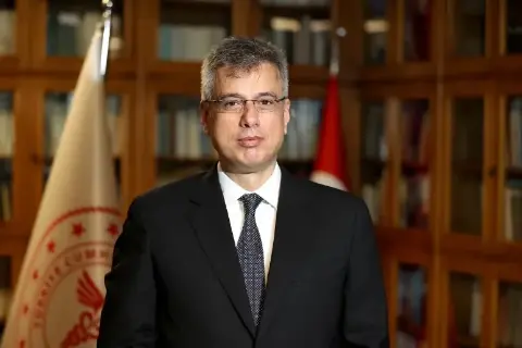 Bakan Memişoğlu: "Bugün kendi tıbbi cihazlarımızı geliştiriyor, yerli ürünlerimizi dünyaya ihraç ediyoruz