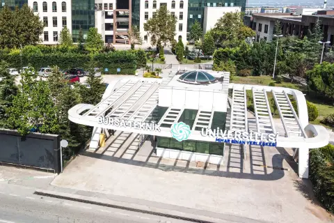 Bursa'dan 45 bin kişi arasından seçildiler! 3 üniversiteli dünya zirvesinde görev alacak
