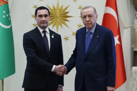 Erdoğan, Türkmenistan Devlet Başkanı Berdimuhammedov ile görüştü