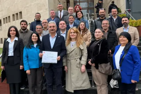 Yeni Parti İl Başkanı Erden Köybaşı Mazbatasını Aldı