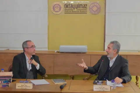 Bursa'da yeni söyleşi dizisi başladı! İlk programa yoğun ilgi