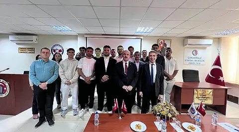 Vali Toraman, çomü’de öğrencilerle Buluştu
