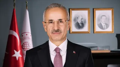 Bakan Uraloğlu, Kazakistanlı bakanlar Sauranbayev ve Kyrykbayev ile görüştü