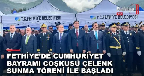 Fethiye’de Cumhuriyet Bayramı Coşkusu Çelenk Sunma Töreni İle Başladı