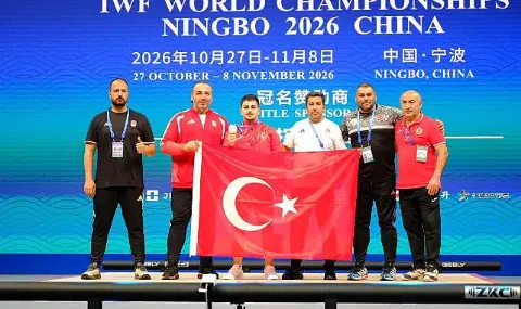 Milli halterci Kaan Kahriman'dan gümüş madalya