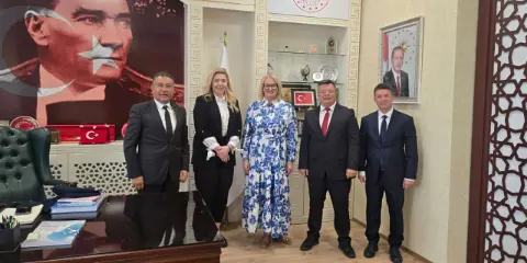 Polonya’dan Kırıkkale’ye geldiler: Sınıflardaki dersleri yerinde incelediler