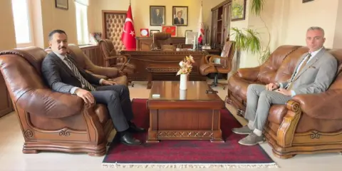 Karakeçili’de sosyal hizmet zirvesi: Kayhan Canal Kaymakam Mert’i ziyaret etti