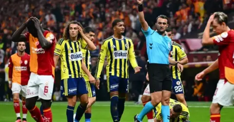 Ahmet Çakar’dan derbide hakeme tepki: “Galatasaray’ın penaltısı verilmedi, Skriniar atılabilirdi”