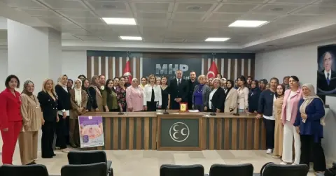 Meme kanseriyle mücadelede bilinçlenmenin önemi anlatıldı