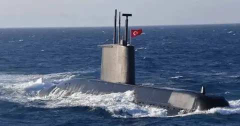Marmaris’te denizaltı ve sahil güvenlik botu ziyarete açılacak