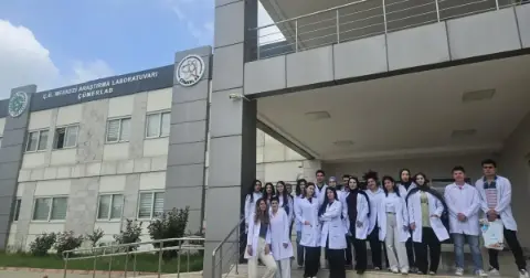 ÇÜMERLAB'da Yeni Nesil Mikroskopi Dönemi Başladı