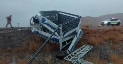 Van-Başkale yolunda zincirleme kaza: 3’ü ağır 12 yaralı