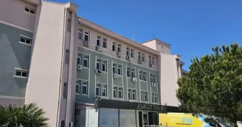 Gönen'de Emlak Operasyonu: 4 Tutuklama ve Kamu Görevlileri İncelemesi
