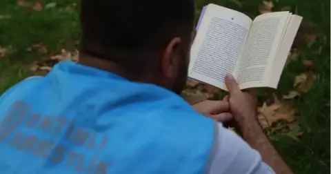 Diyarbakır'da denetimli serbestlik yükümlülerine kitap okuma desteği