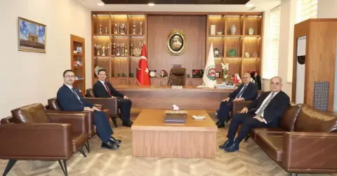 Adana BAM yönetiminden Baro Başkanı Volkan Böke’ye hayırlı olsun ziyareti