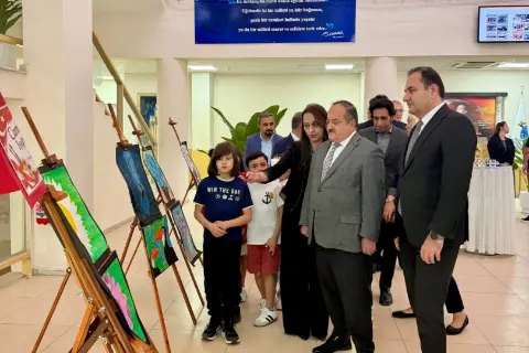 Seyhan'da Minik Ellerden Cumhuriyetin Tarihsel Mirasına Sanatsal Bakış