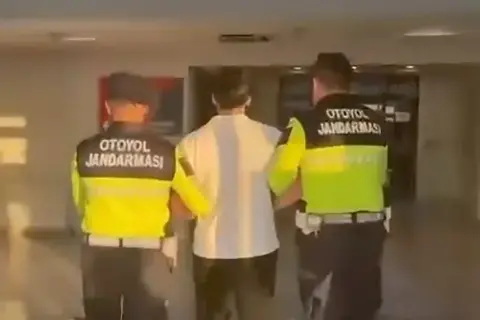 Kuzey Marmara Otoyolu'nda 232 km hızla makas atan sürücüye 145 bin lira ceza kesildi
