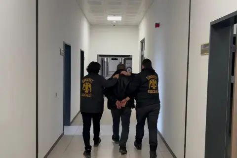 Şanlıurfa’da yolcu otobüsünde 16 kilo 400 gram skunk ele geçirildi