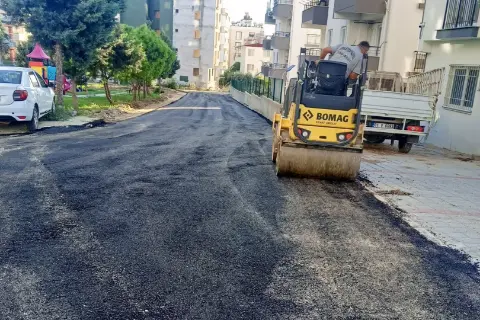 Yumurtalık’ta mahallelerin ihtiyaçları bir bir çözüme kavuşuyor