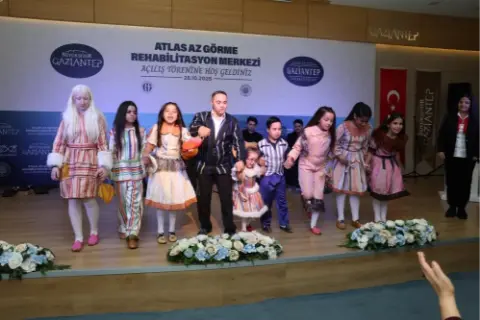 Hatay’da Küçük Meryem’den Yürekleri Isıtan Atatürk Sevgisi