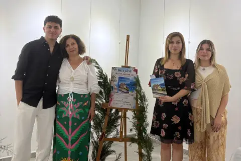Müge Urunga, “Resmin Gözyaşları”nı Adana’da okurlarıyla buluşturdu