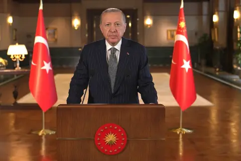 Adana Barosu’nda hukuk öğrencilerinin akademik ve mesleki beklentileri masaya yatırıldı