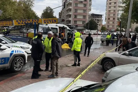 Mardin’de asansör kabini çöktü: 2 işçi yaralandı