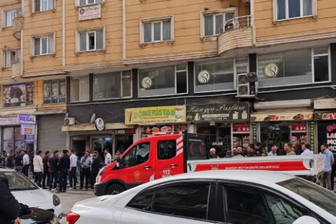 Mardin’de asansör kabini çöktü: 2 işçi yaralandı