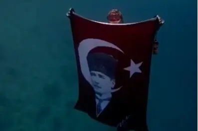 Düzceliler bando takımıyla otobüste bayram coşkusu yaşadı