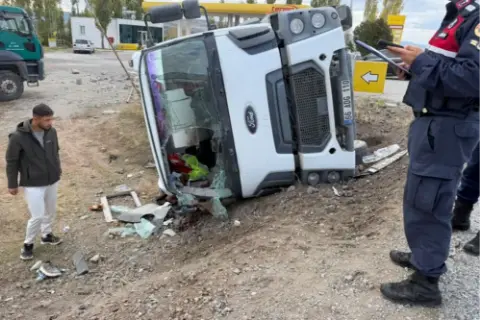 Yozgat’ta beton mikseri devrildi: Sürücü yaralandı