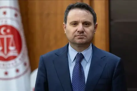 Tufanbeyli Belediye Başkanı Ahmet Aktürk CHP’den istifa etti