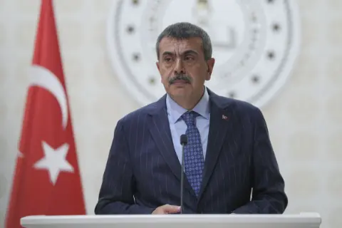 Bakan Tekin: Farklı bölgelerde farklı tedbirler alacak şekilde bütün okullarımızı kategorileştirdik