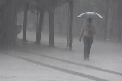 Meteoroloji’den 12 il için kuvvetli sağanak uyarısı: Cuma gününe dikkat