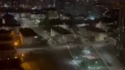 Bağdat Caddesi'nde gece yarısı havai fişek patlaması