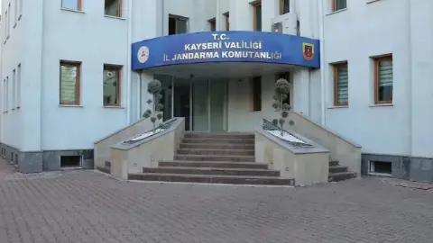 Jandarma ekiplerince 85 aranan şahıs yakalandı