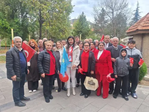 İYİ Parti Talas Teşkilatı, Cumhuriyet Bayramı’nı vatandaşlarla kutladı